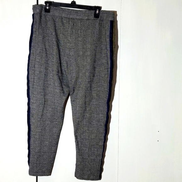 Maeve- Womens Black/White Plaid Tweed Trouser Pants Capri Academia Sz.Large - Picture 3 of 11